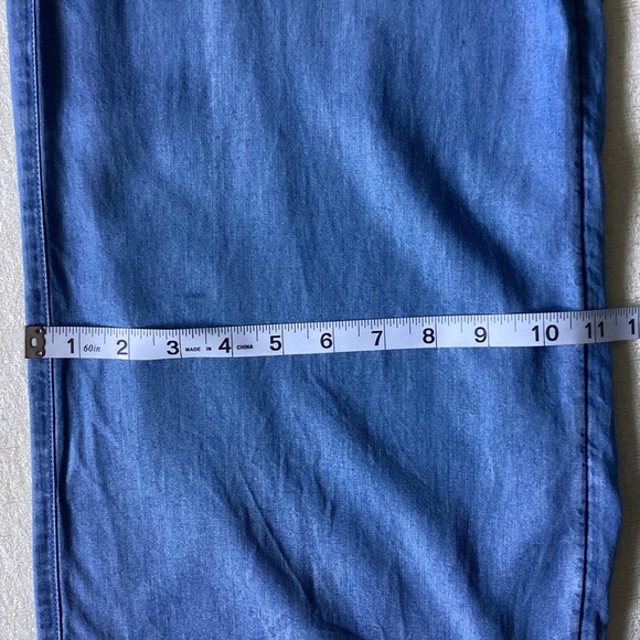 J. Jill Denim Chambray Wide Leg Pull-On Pants Woman’s Medium With Pockets Blue - Picture 12 of 12